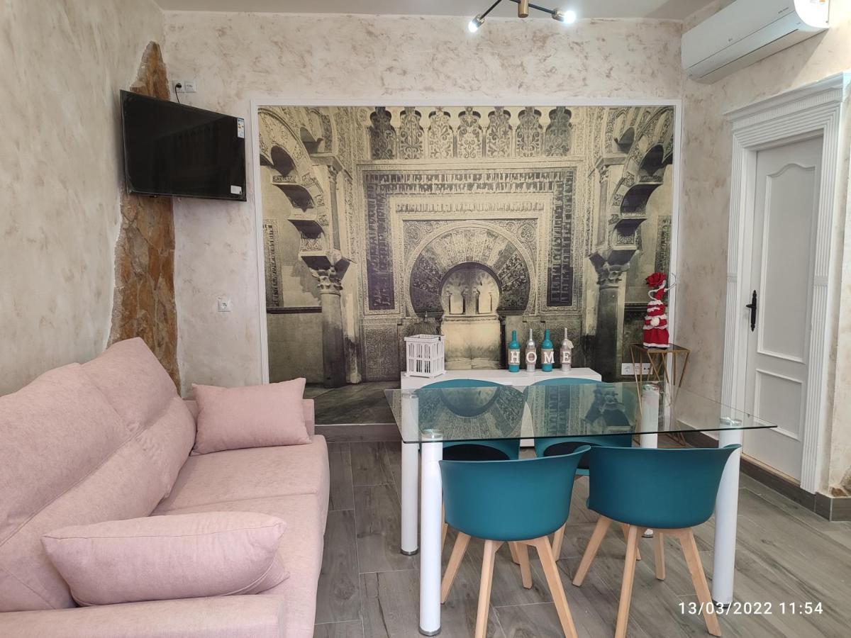 Sueños de Azahar Palacio Viana con wifi y parking gratuito para coche de longitud inferior a 4'700m Apartamento