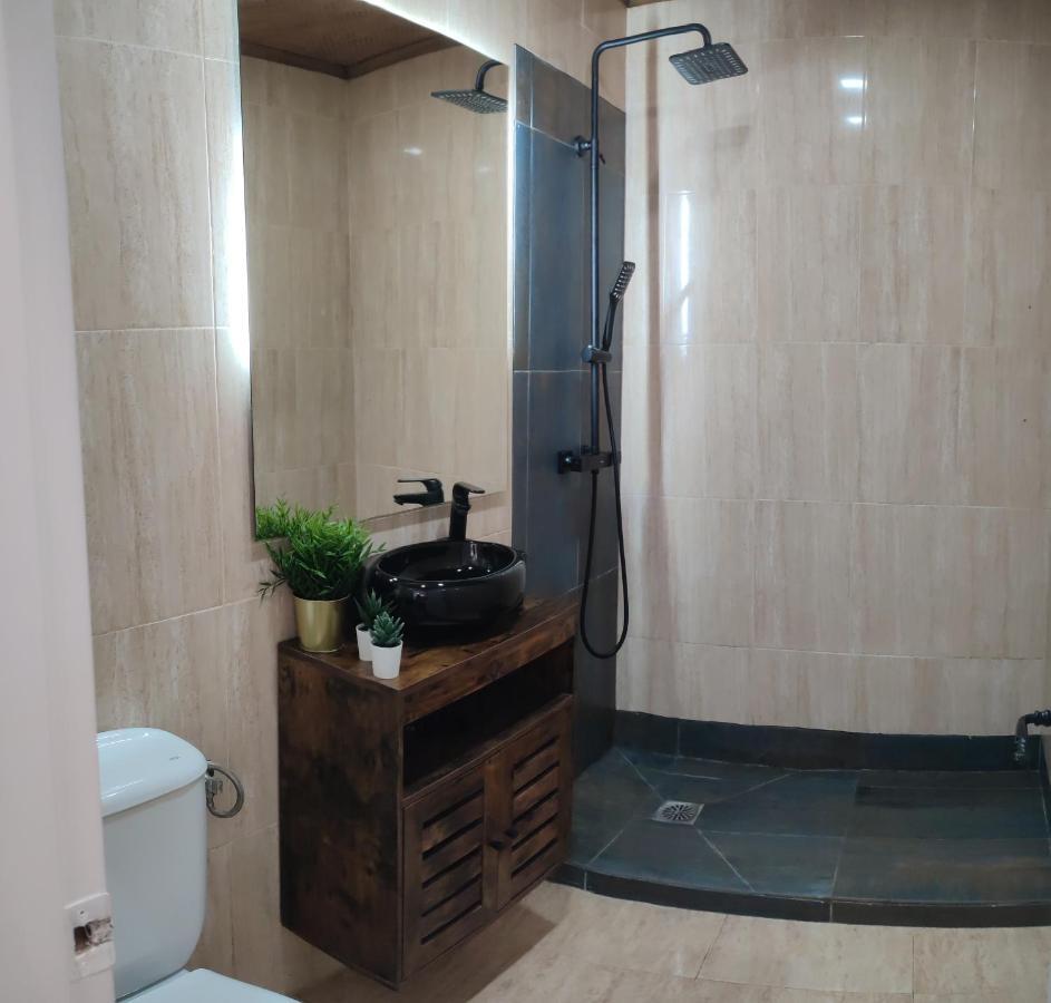 Sueños de Azahar Palacio Viana con wifi y parking gratuito para coche de longitud inferior a 4'700m * Córdoba